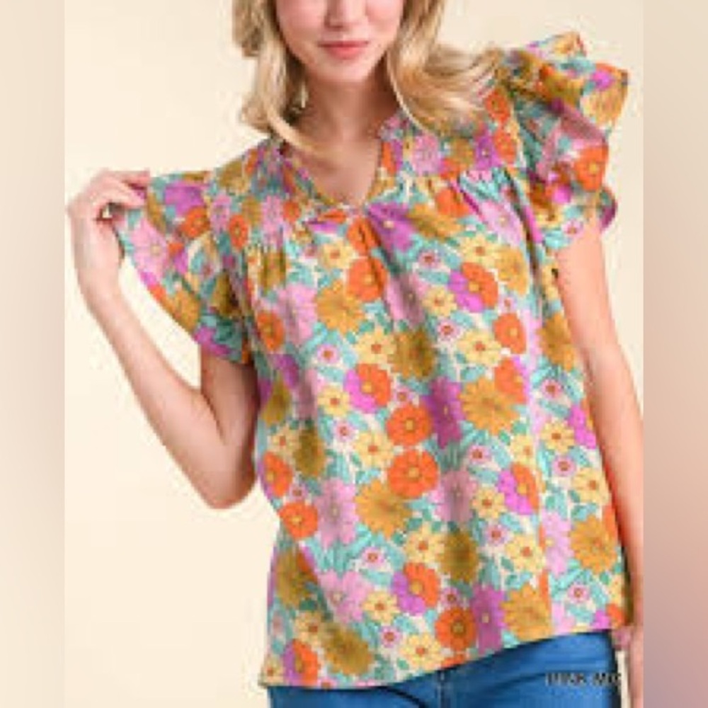 UMGEE women’s size small like new floral ruffled sleeve top EUC